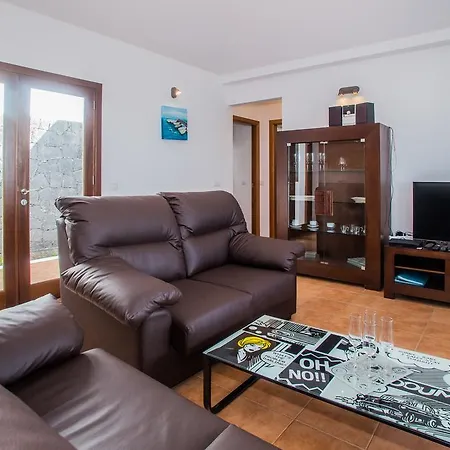 Del Sur Villa