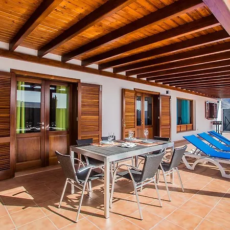 Del Sur Villa *